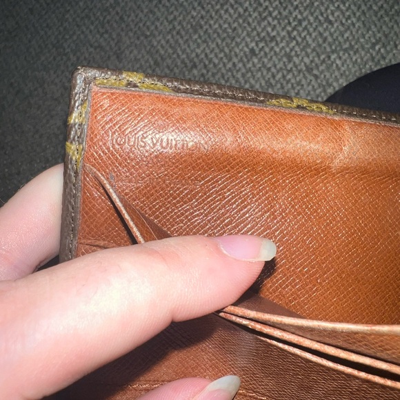 Louis Vuitton Monogram Canvas Monnaie Double Snap Wallet - Picture 5 of 8